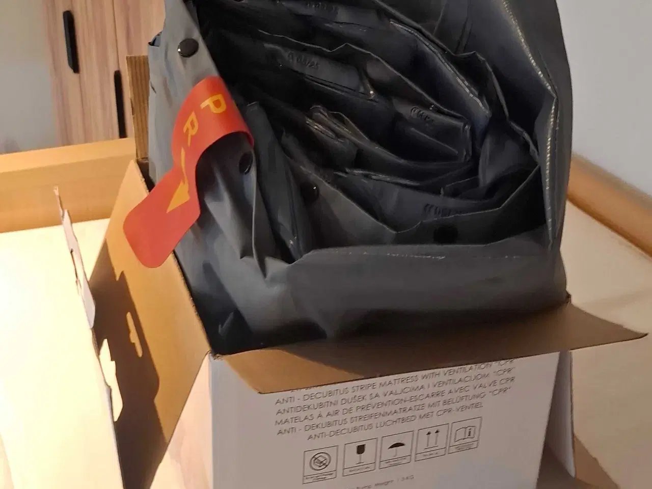 Billede 1 - Plejeseng med trykaflastnede madras og pumpe 
