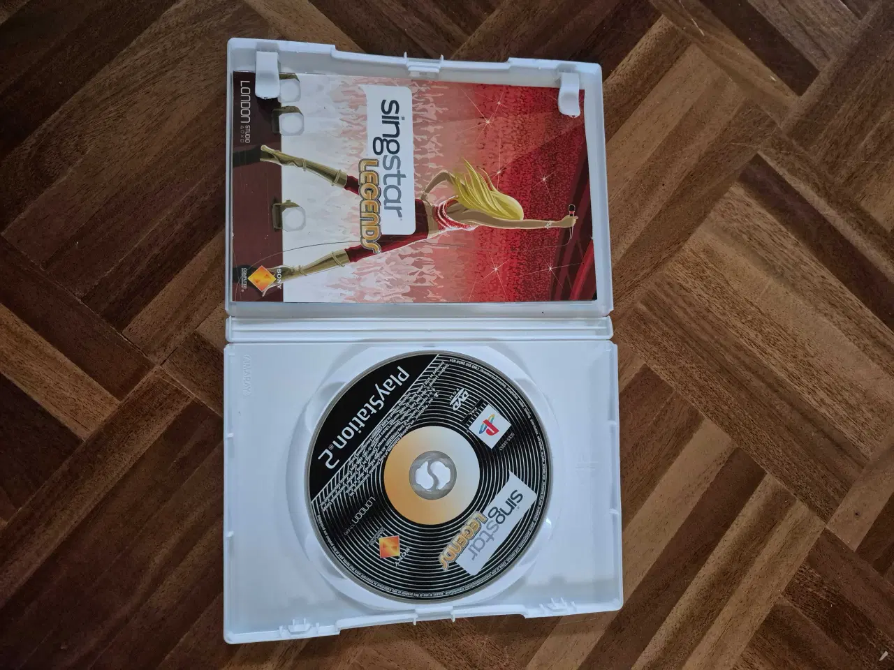 Billede 2 - Ps 2, singstar legends