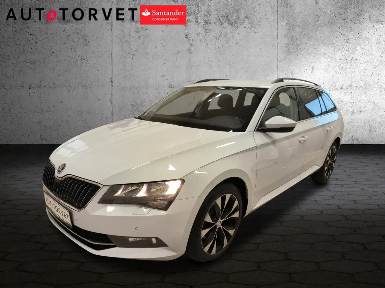 Billede 1 - Skoda Superb 2,0 TDi 150 Style Combi DSG