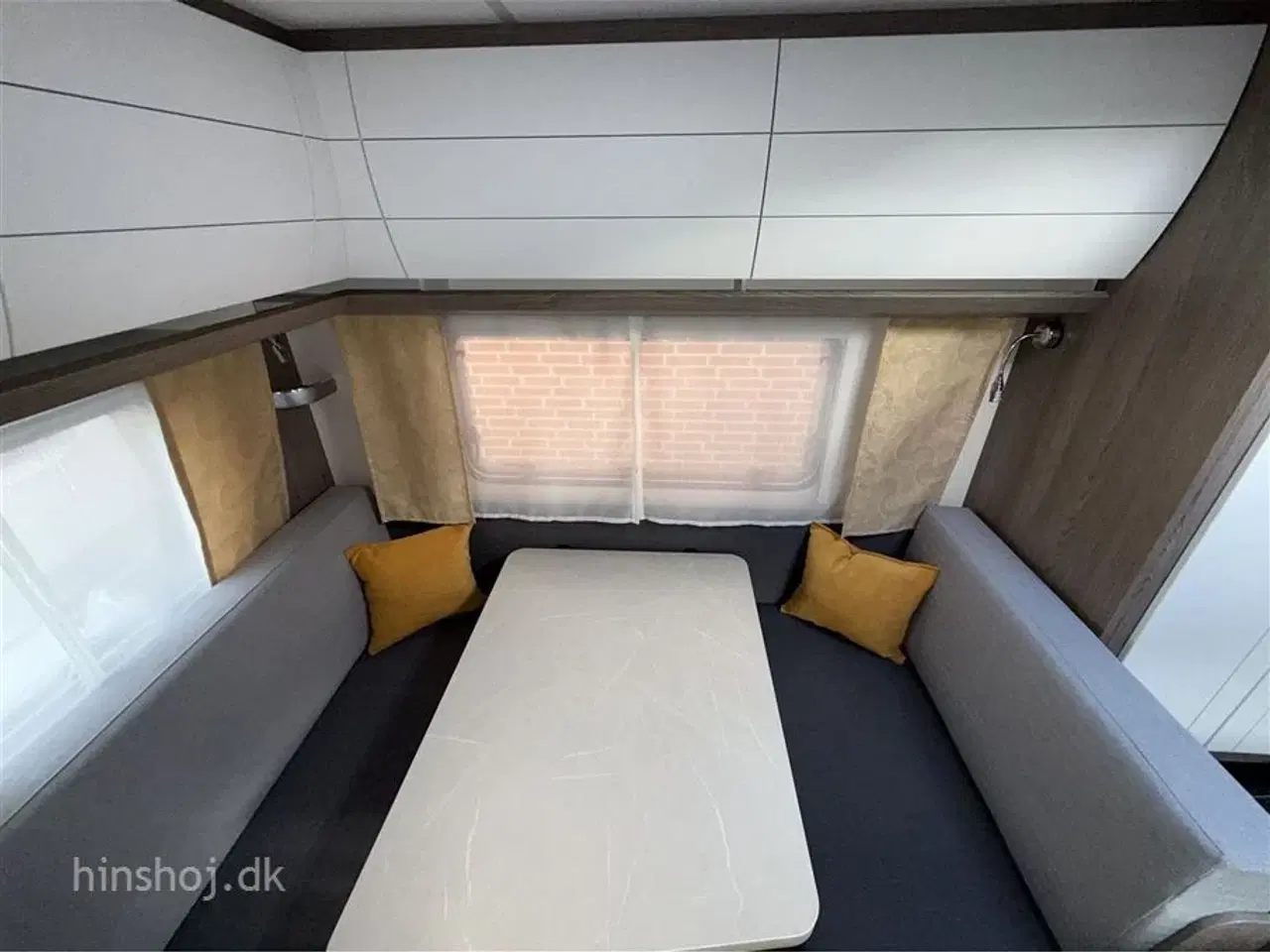 Billede 3 - 2026 - Hobby On Tour 390 SF   Lækker rejsevogn med lav egenvægt fra Hinshøj Caravan A/S