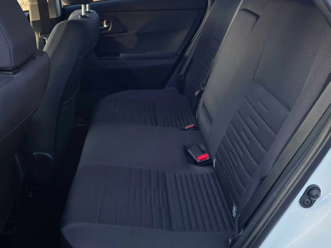 Billede 8 - Toyota Auris 1.2 Benzin 2016 en Ejer