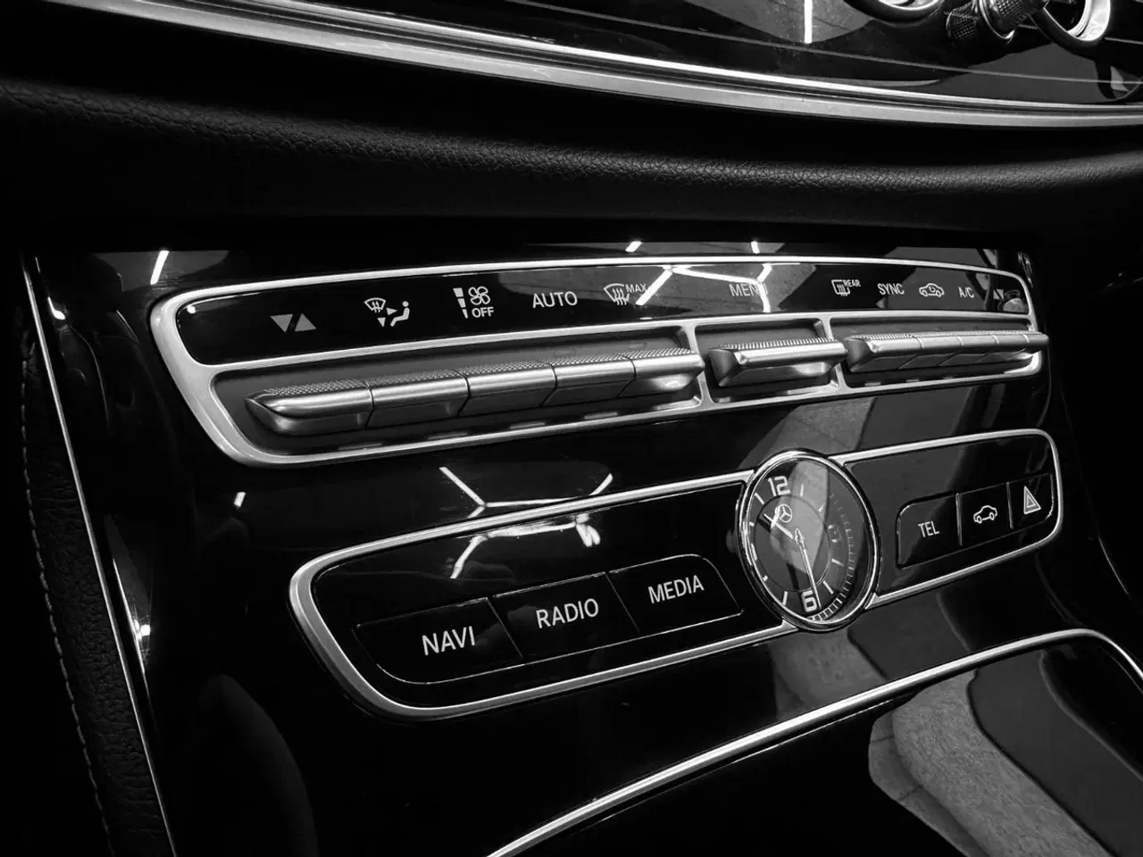 Billede 10 - Mercedes E220 d 2,0 AMG Line stc. aut.