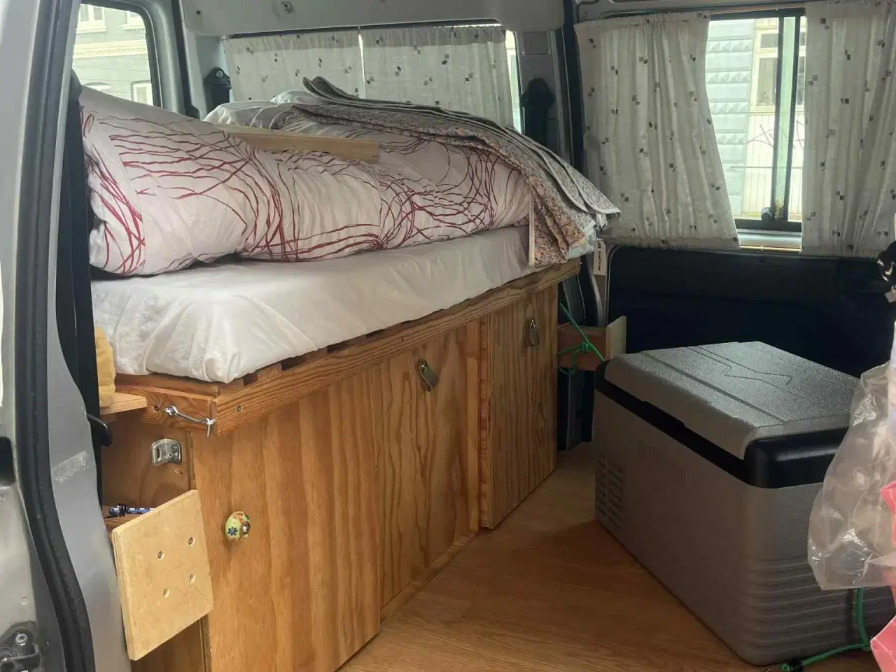 Billede 7 - SKØN CAMPERVAN TIL SLAG