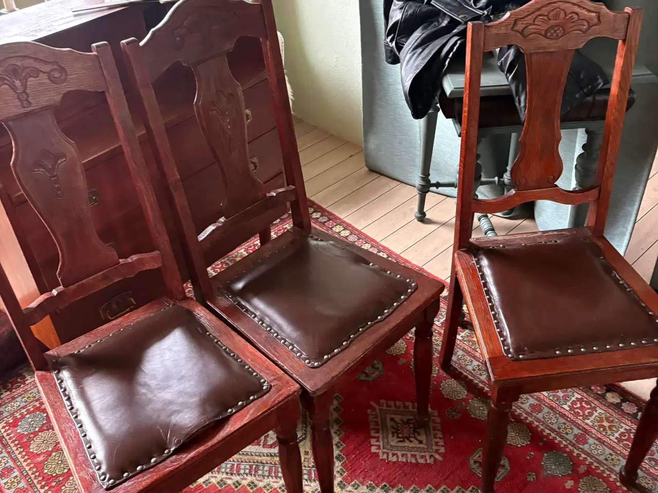 Billede 3 - Spisebords stole gl 