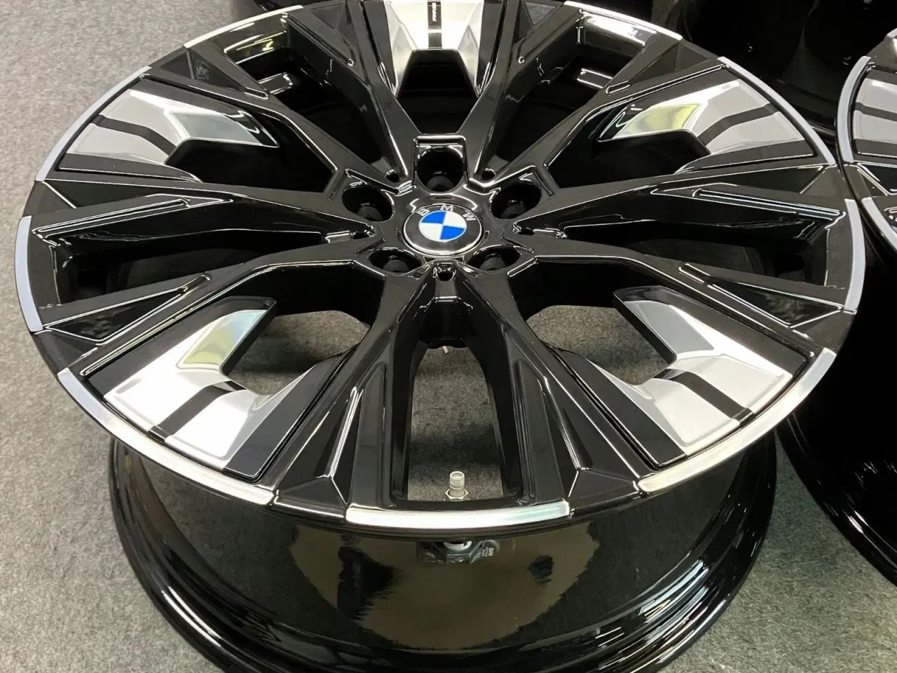 Billede 4 - ALUFÆLGE BMW I4 G26 826i 20"