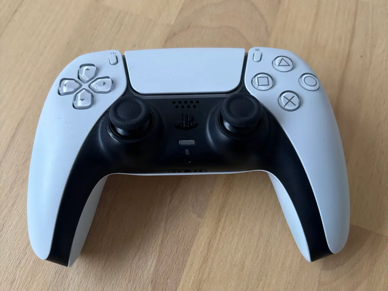 Billede 3 - PS5 Pro inkl. Diskdrev + Vertikal Stander