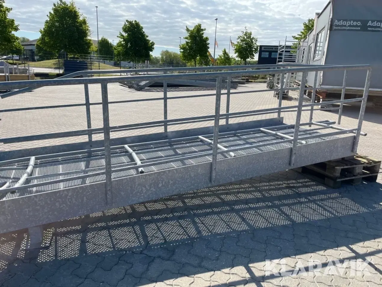 Billede 7 - Rampe med gelænder