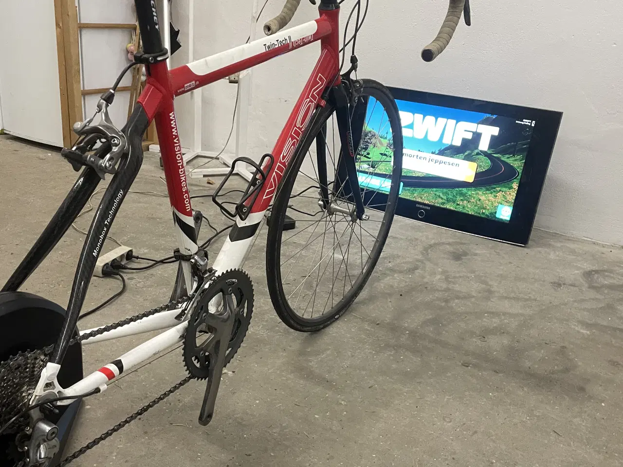 Billede 8 - Tacx flux s smart inkl. cykel, tv og appel tv