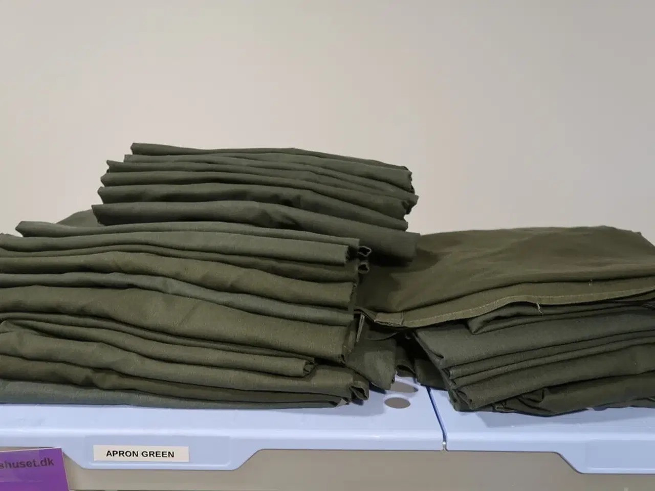 Billede 4 - Stort parti tjernertøj på reol