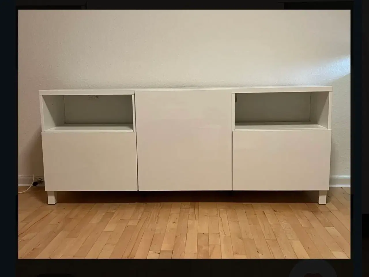 Billede 1 - BESTÅ ikea tv-bord