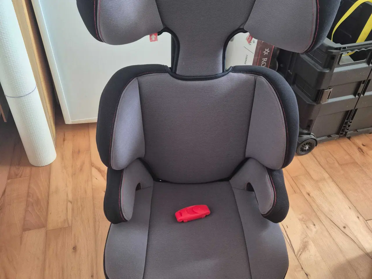 Billede 2 - Autostole 2 stk.