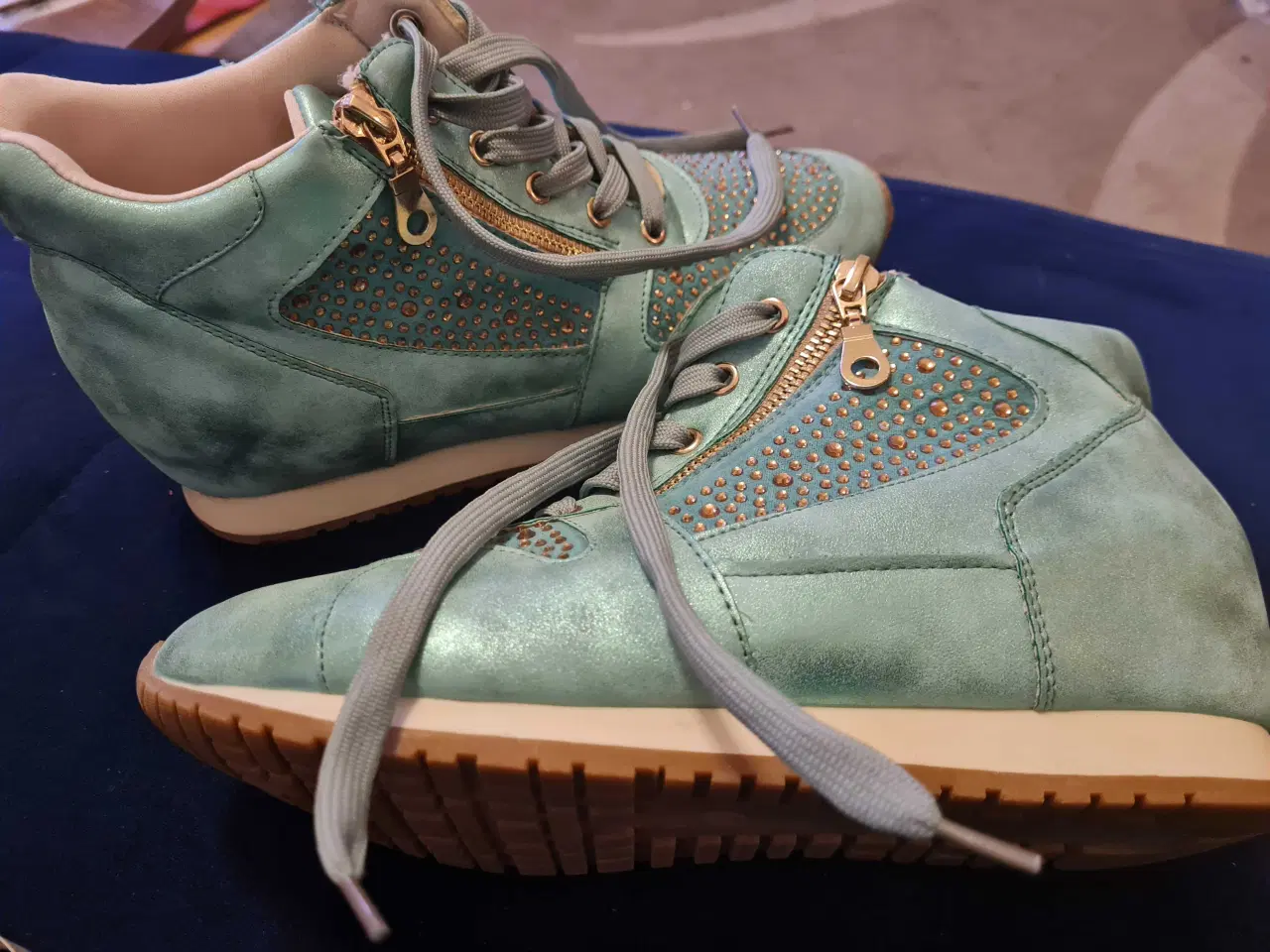 Billede 2 - Fede sneakers med hæl str 41