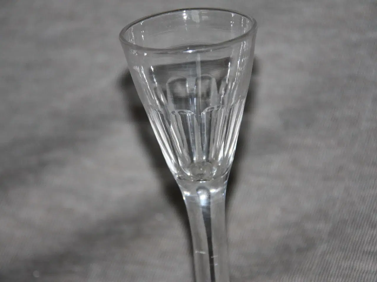 Billede 3 - Snapseglas spidsglas 14 cm 