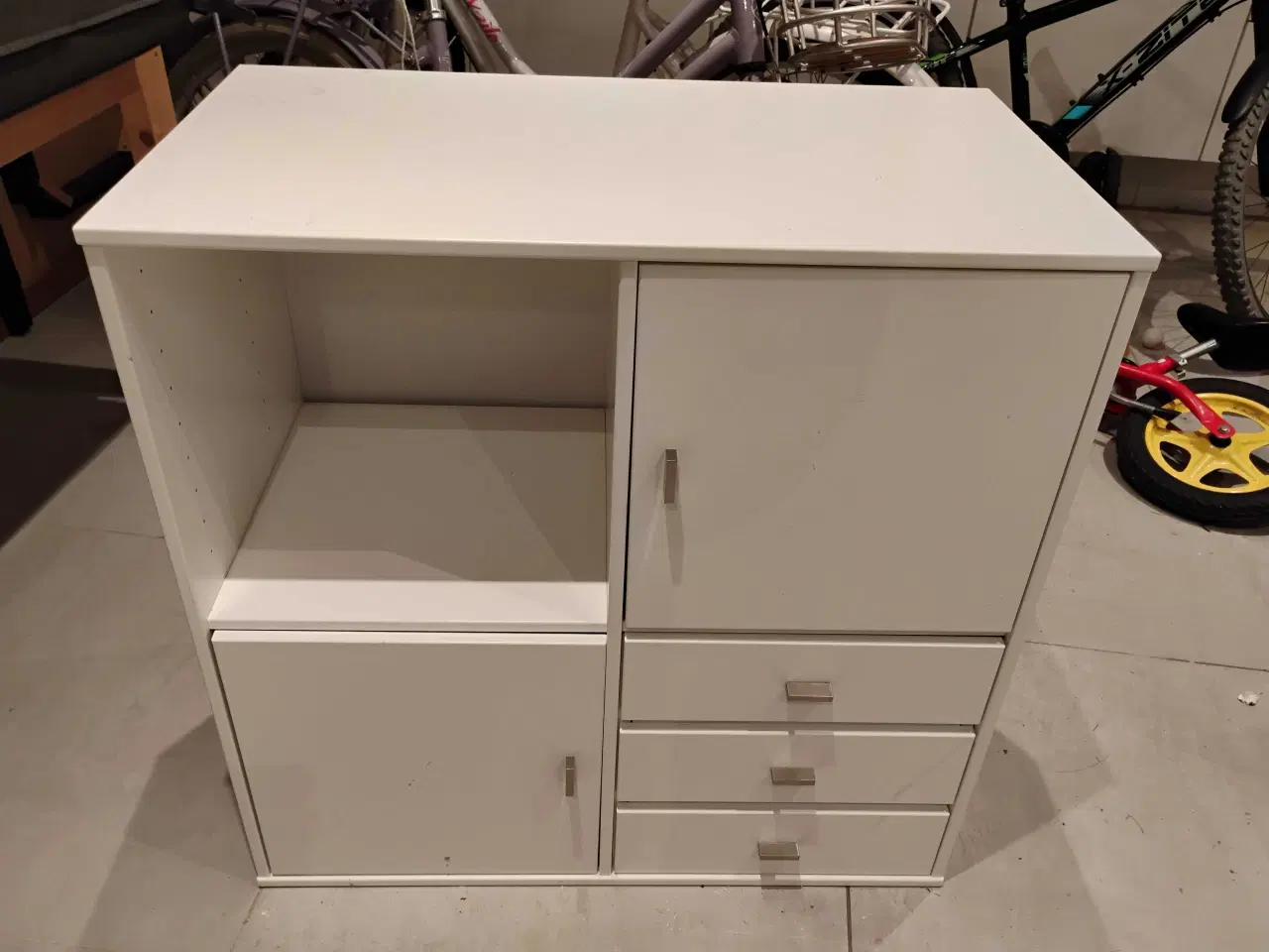 Billede 1 - Reol af mrk. Montana