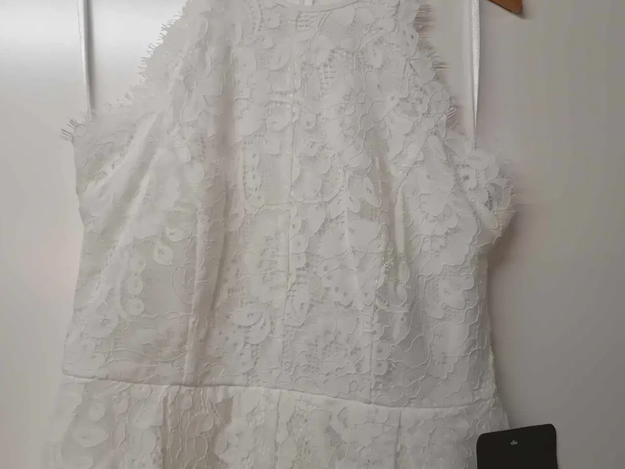 Billede 6 - Ny brudekjole str.40 fra asos bridal