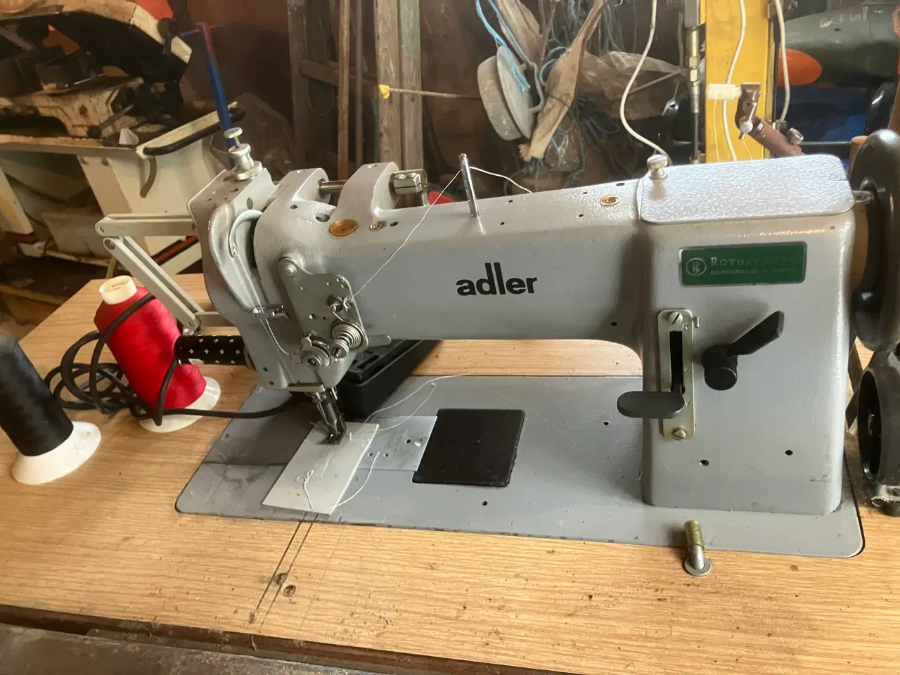 Billede 1 - Symaskinen 