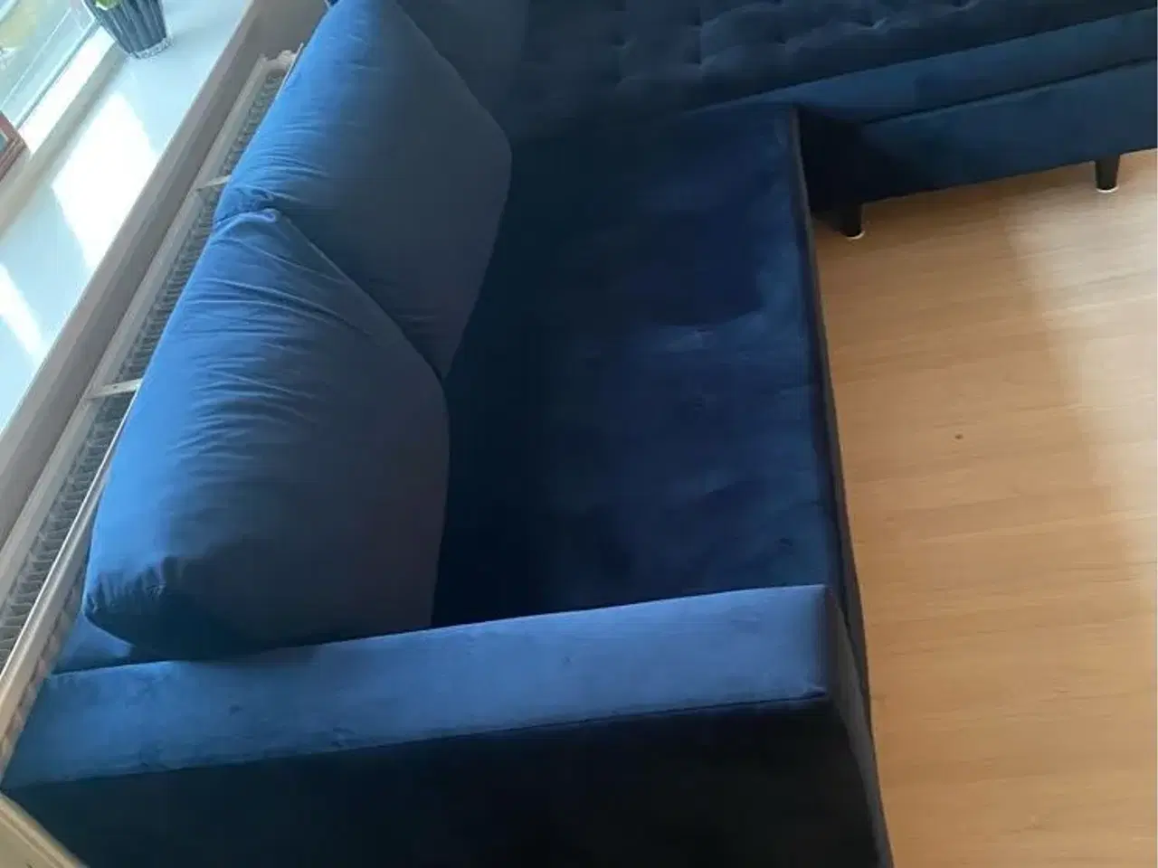 Billede 3 - Velour sofa med flytbar chaiselong