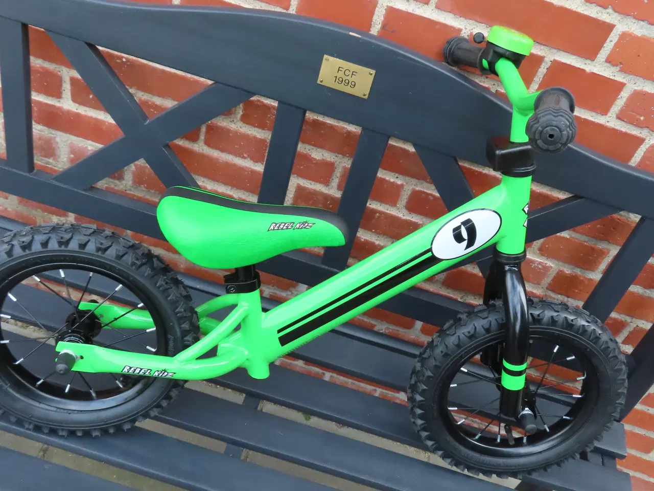 Billede 2 - HELT NY Rebel Kidz løbecykel 1 - 4 år - 12 tommer