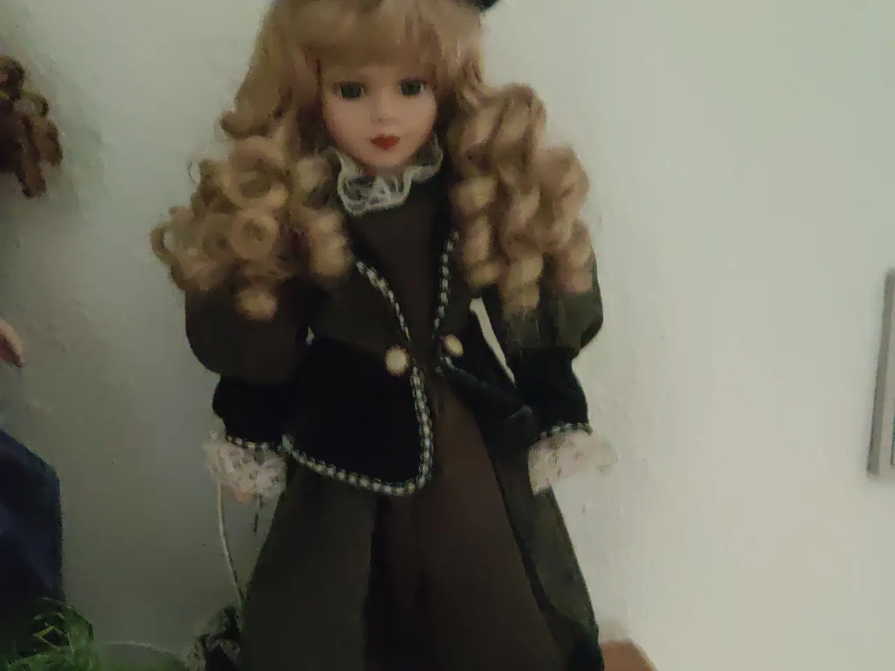 Billede 5 - ✨ Smuk samling af 13 porcelænsdukker