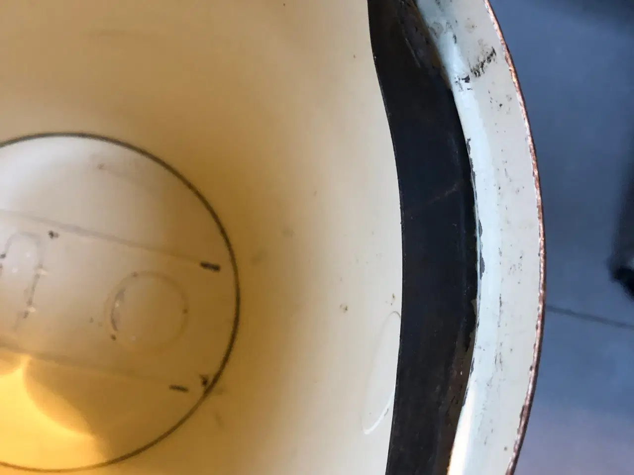 Billede 8 - Cremefarvet Vipp skraldespand 53 cm høj