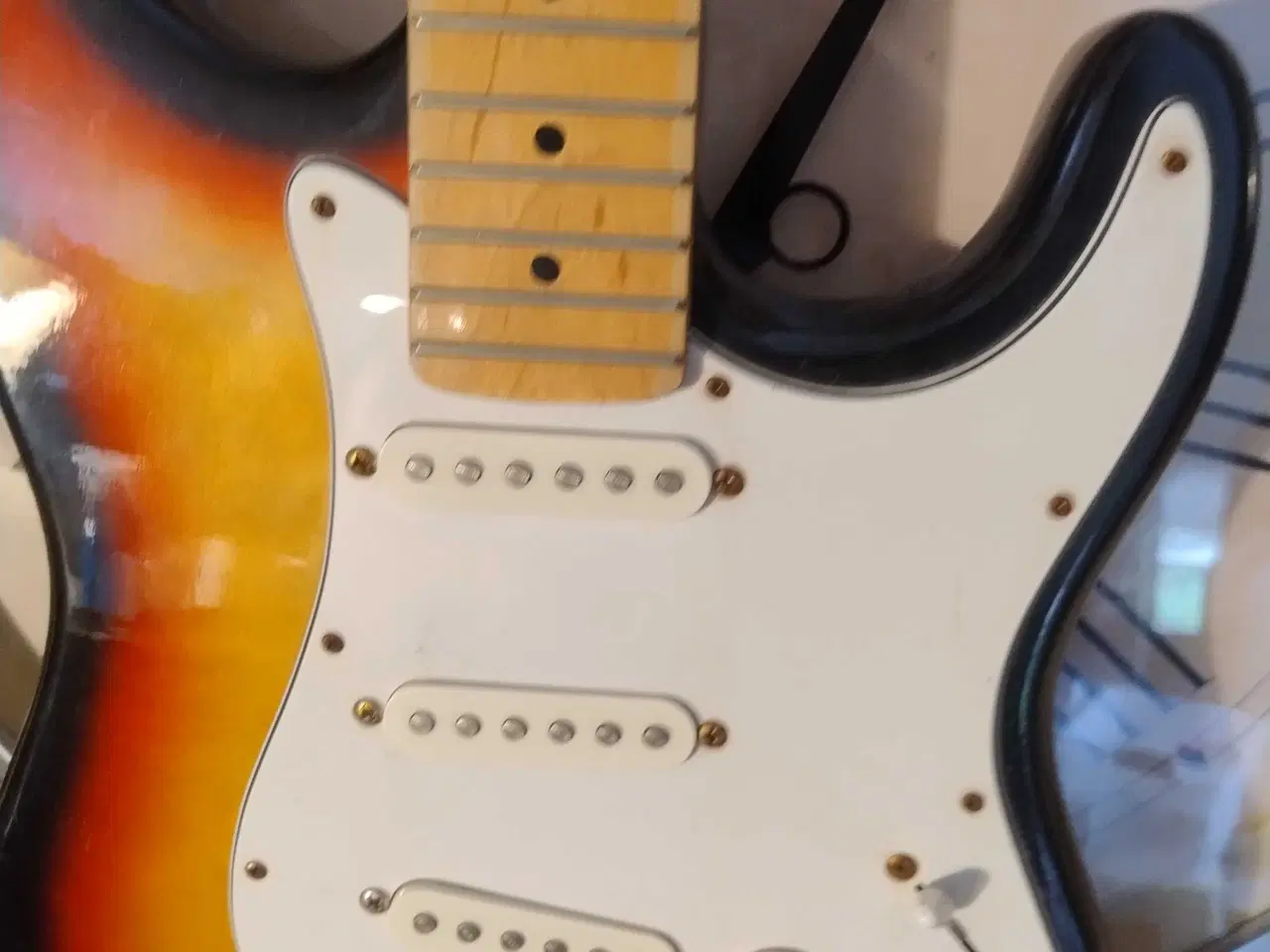 Billede 2 - Elguitar challenge kun til reservedele 