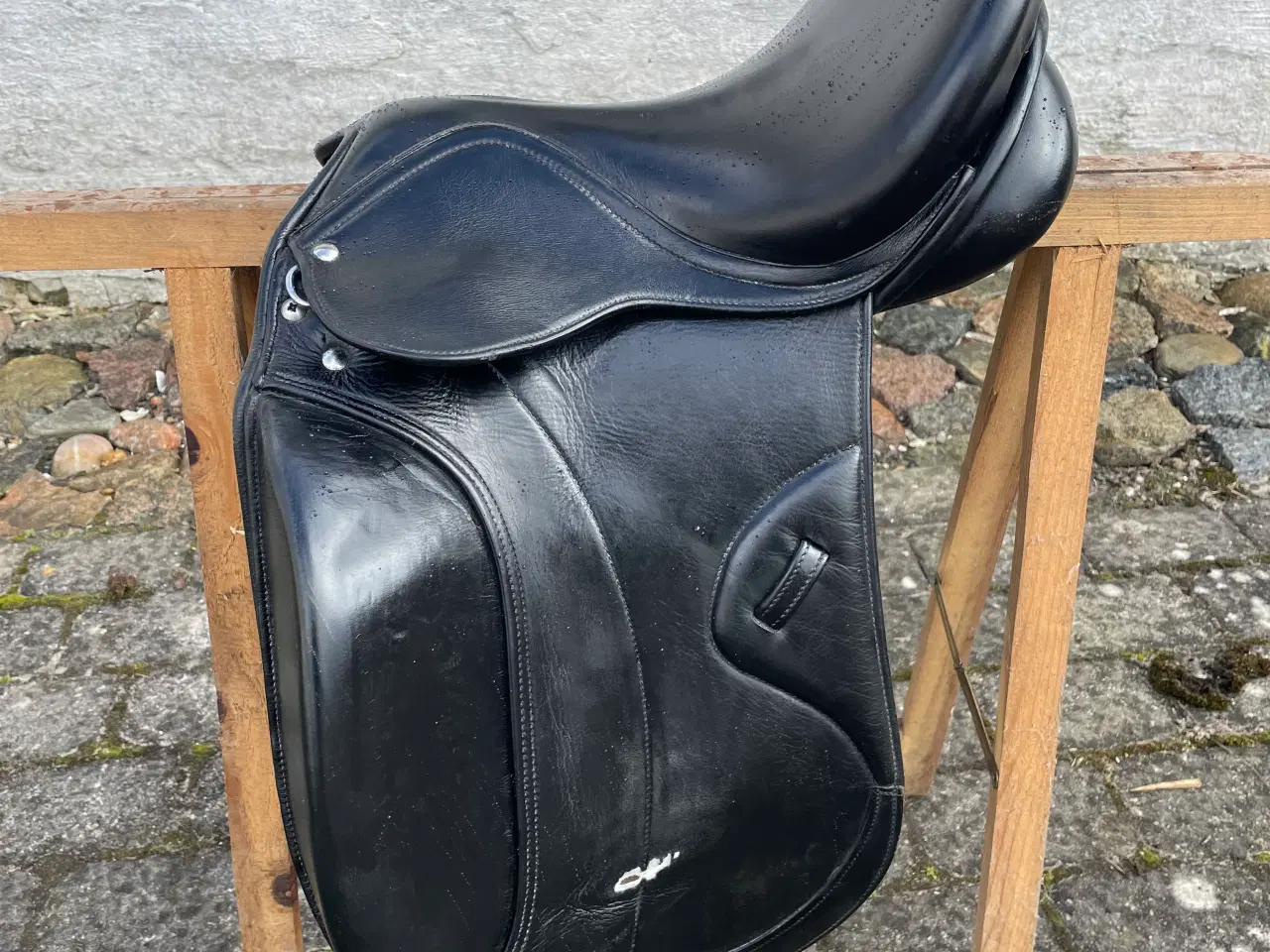 Billede 5 - Sort dressur sadel 16”