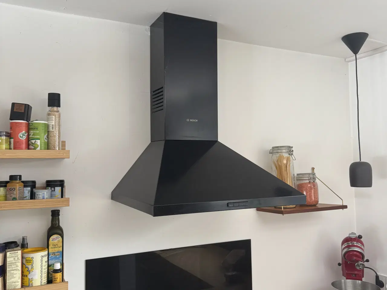 Billede 1 - Sort Bosch emhætte