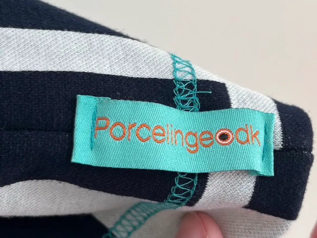 Billede 4 - Skræddersyet bluse fra Porcelinge DK