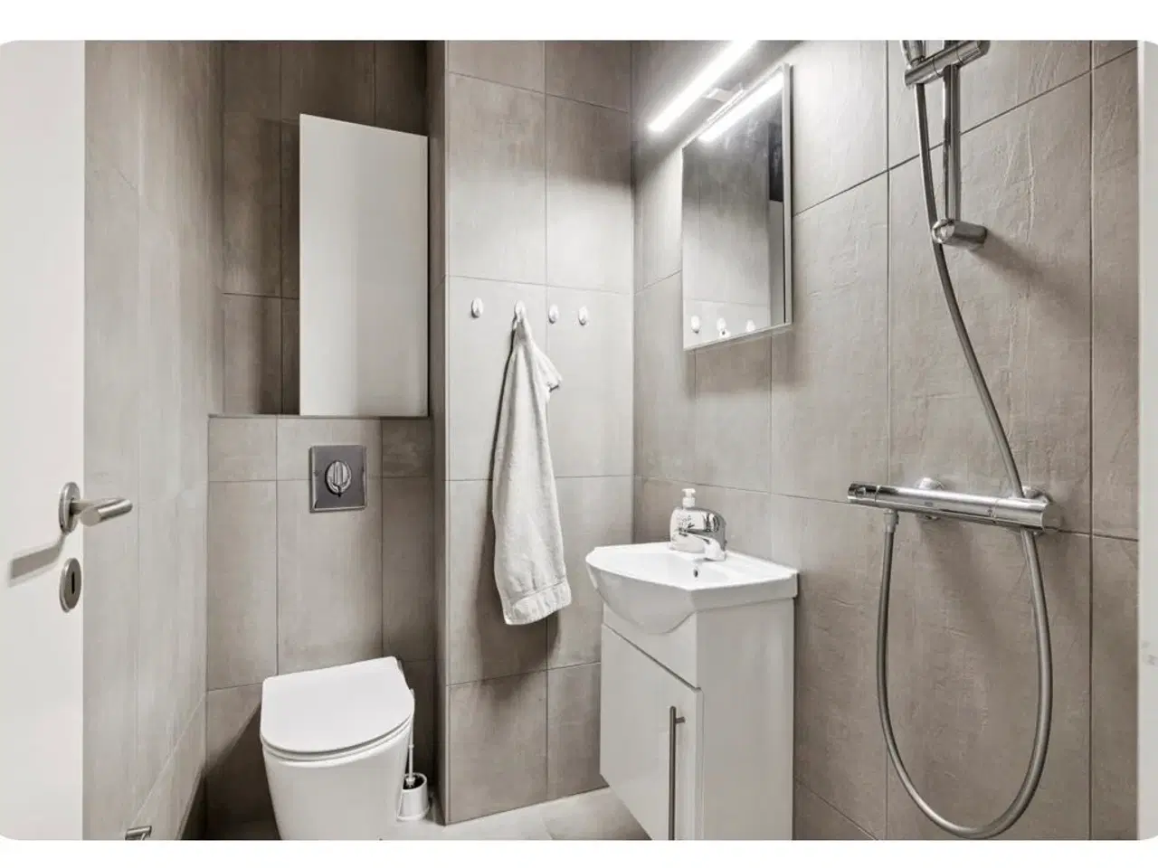 Billede 6 - Indflytningsklart rækkehus Med have