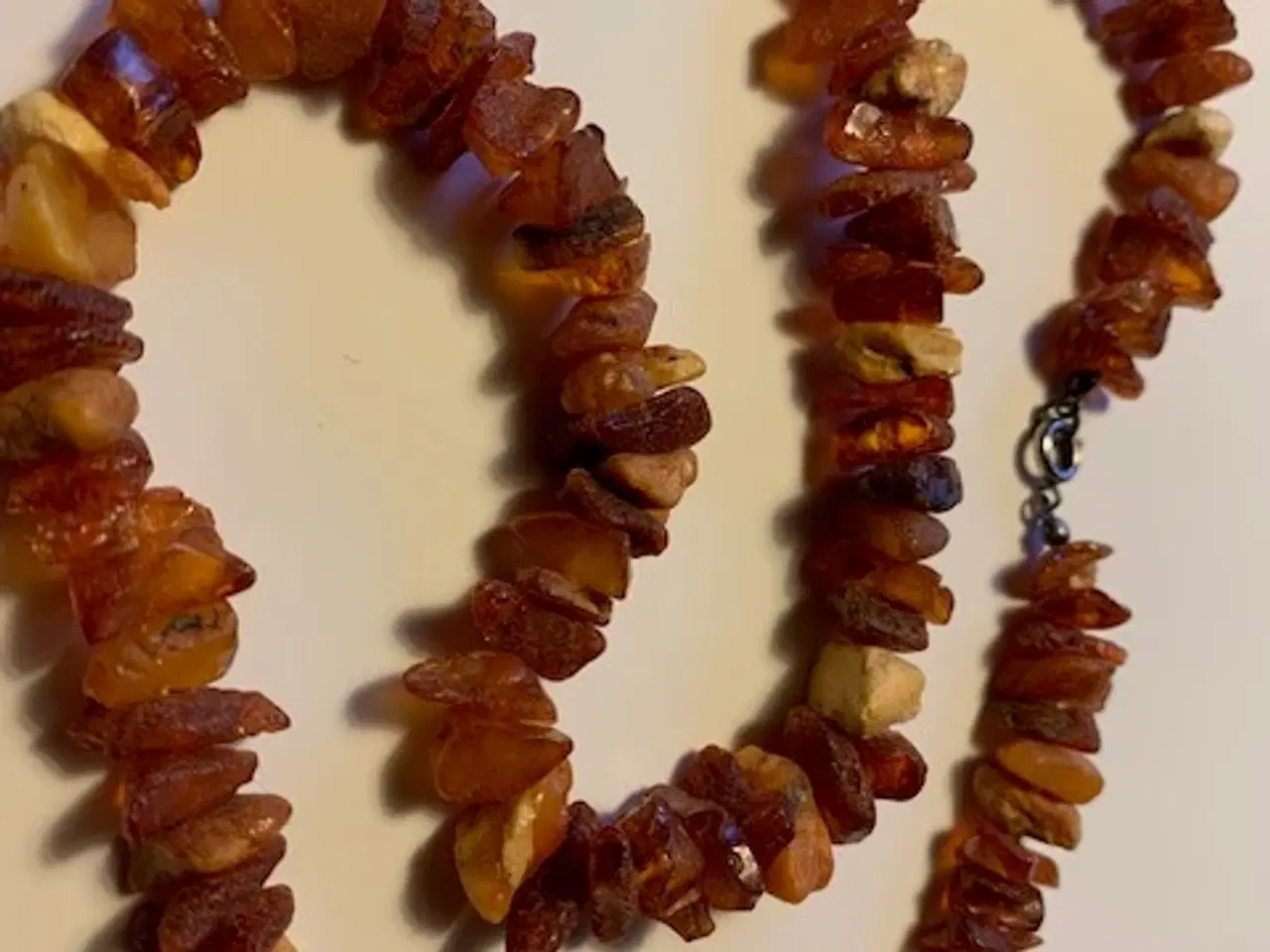 Billede 1 - Halskæde i rav - L54 cm - begrænset brugt