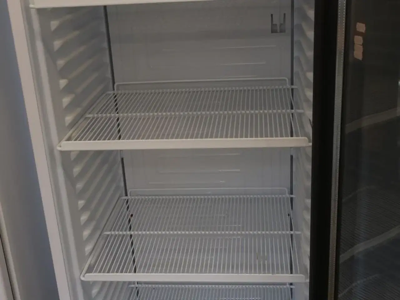 Billede 3 - Displaykøleskab VIBOCOLD VD 372 C