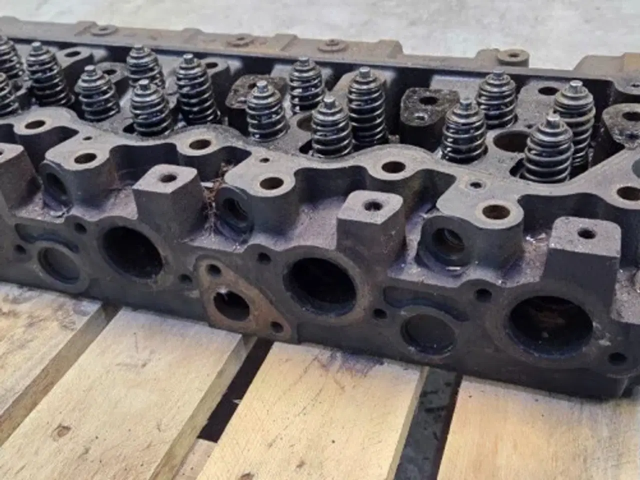 Billede 20 - John Deere 6068   Topstykke   RE567118 