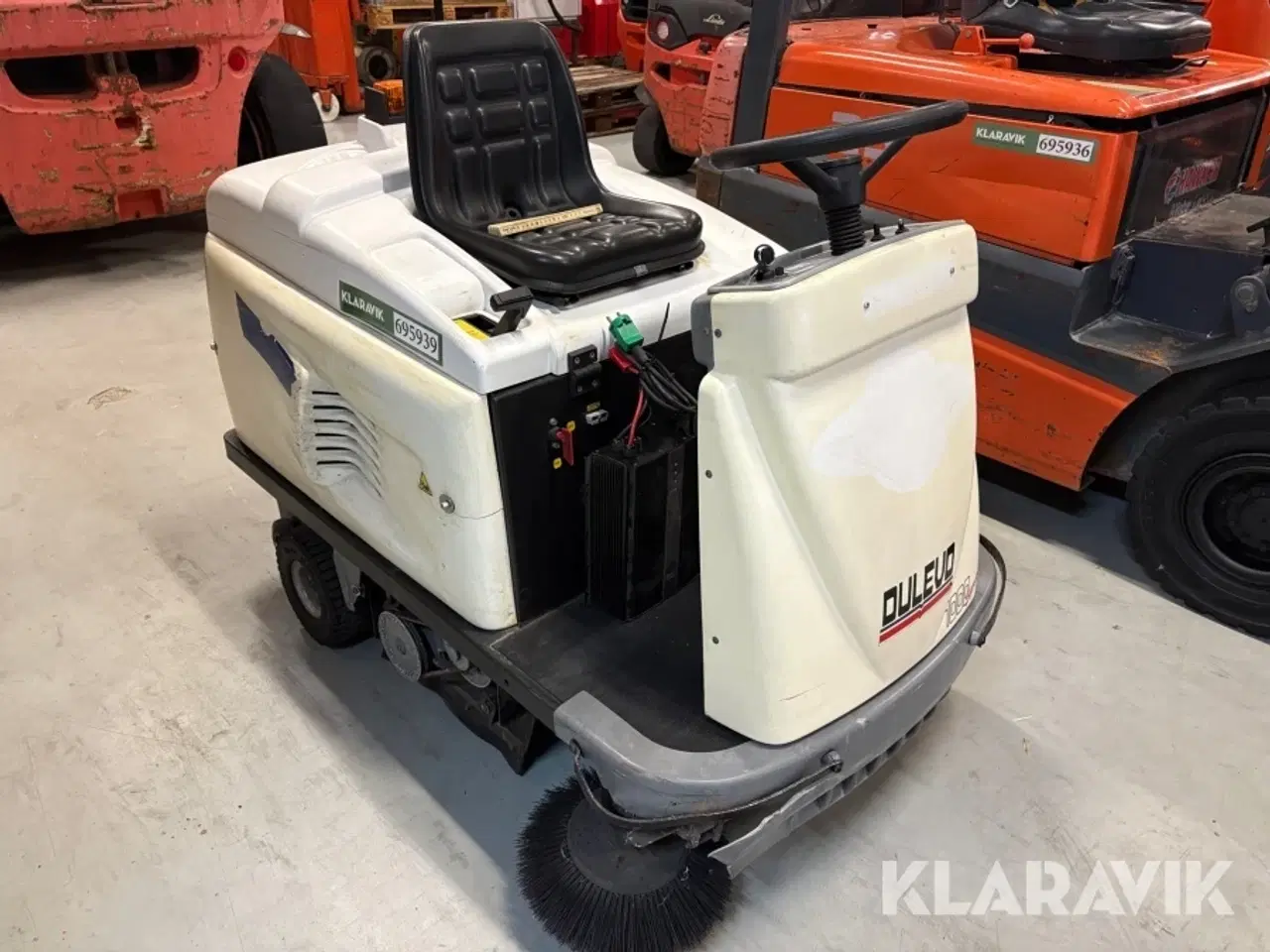 Billede 3 - Fejemaskine Dulevo 100SE