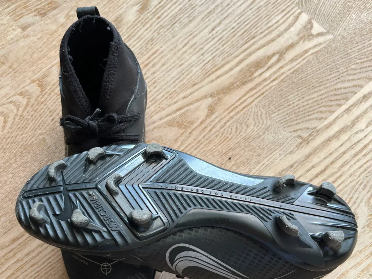 Billede 2 - Fodboldstøvler str. 38,5 Nike