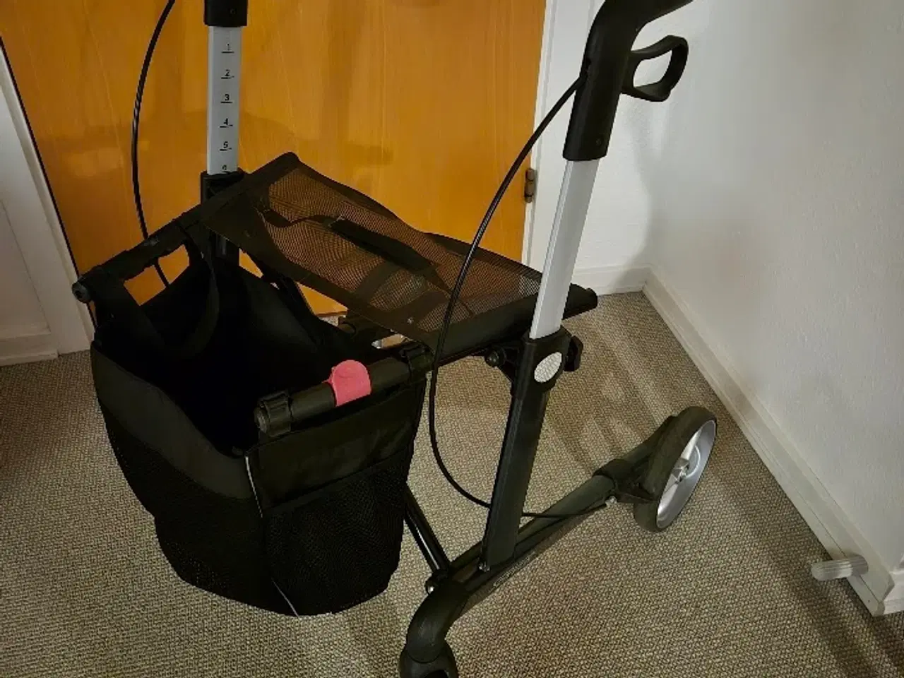 Billede 3 - Server rollator