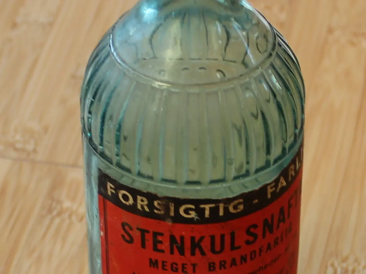 Billede 1 - Gammel flaske "Stenkulsnafta"