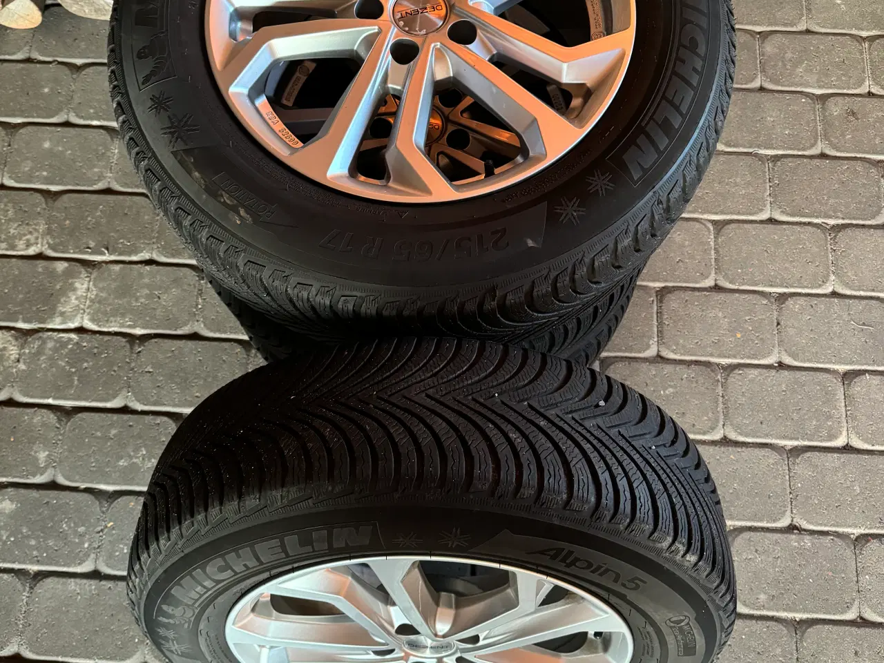 Billede 2 - Fælge med dæk