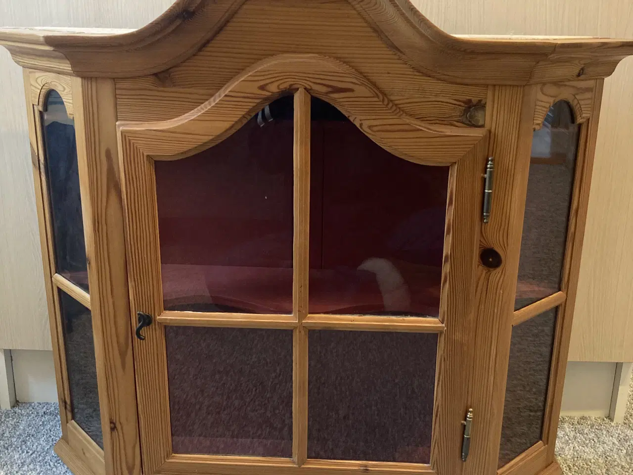 Billede 1 - Mindre vægskab