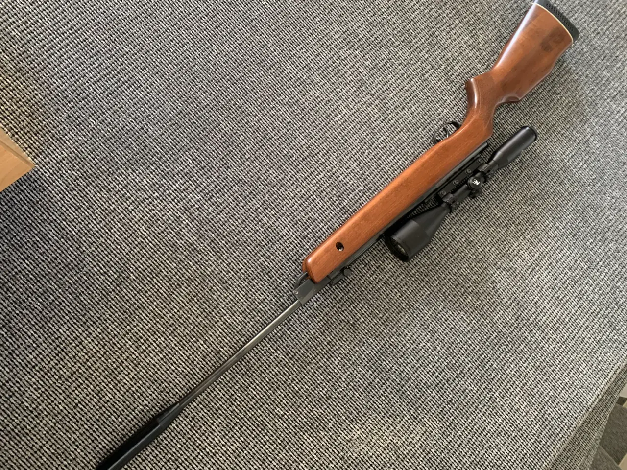 Billede 2 - Luftgevær Gamo model 1250