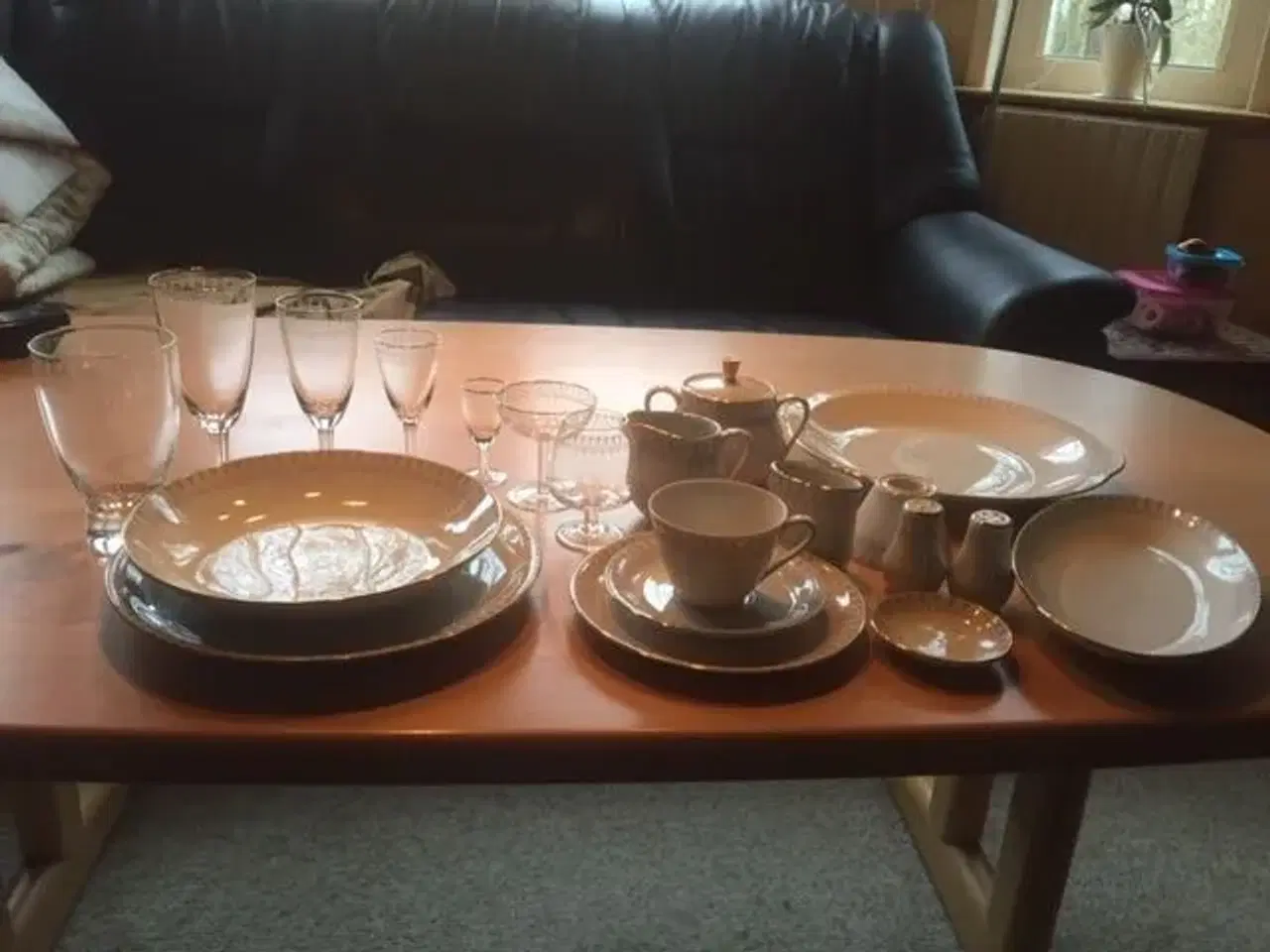 Billede 3 - Kongeå glas, spisestel og kaffestel 