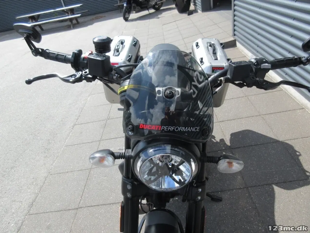 Billede 15 - Ducati Scrambler Icon Dark MC-SYD       BYTTER GERNE