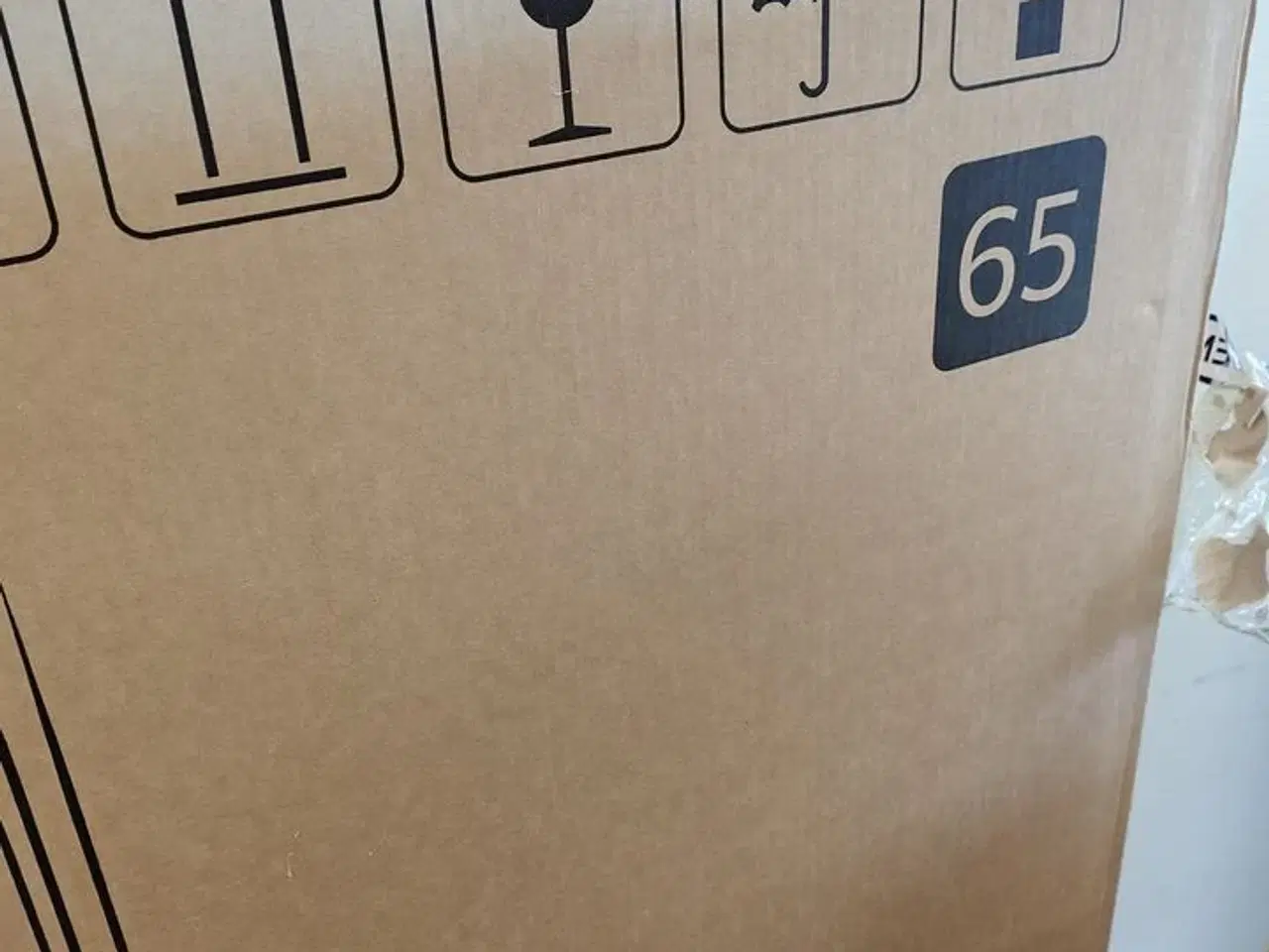 Billede 3 - Mødeskærm med stativ, 65", ubrugt HUAWEI IdeaHub
