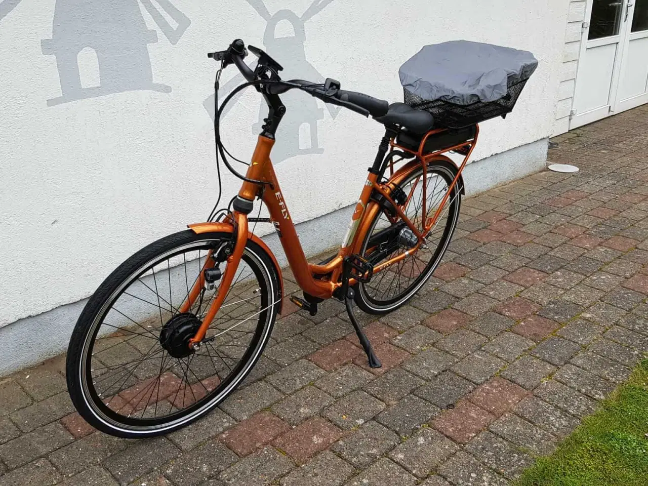 Billede 7 - Næsten helt ny E-Fly el-cykel