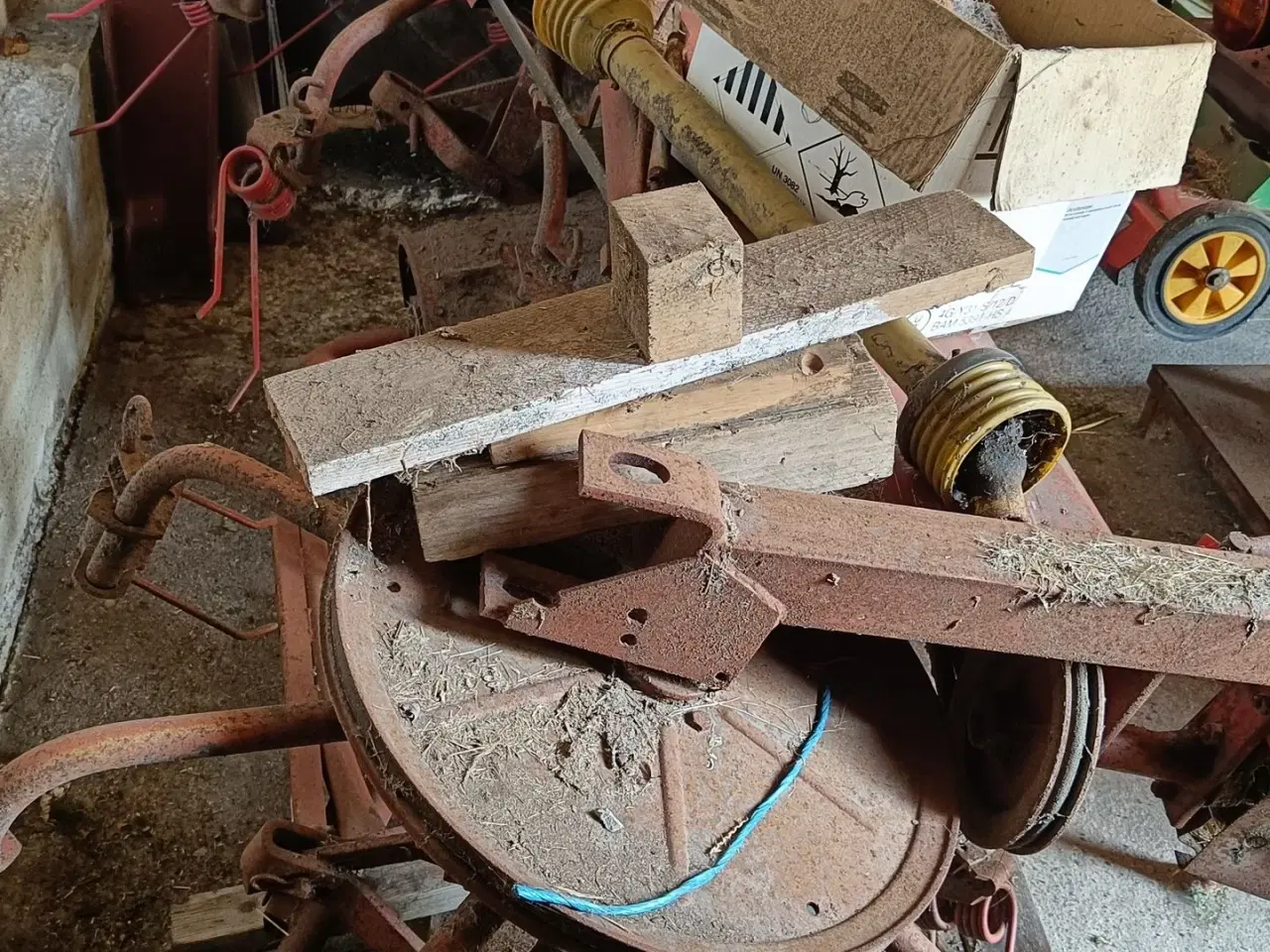 Billede 2 - - - - Rive /vender JF 320