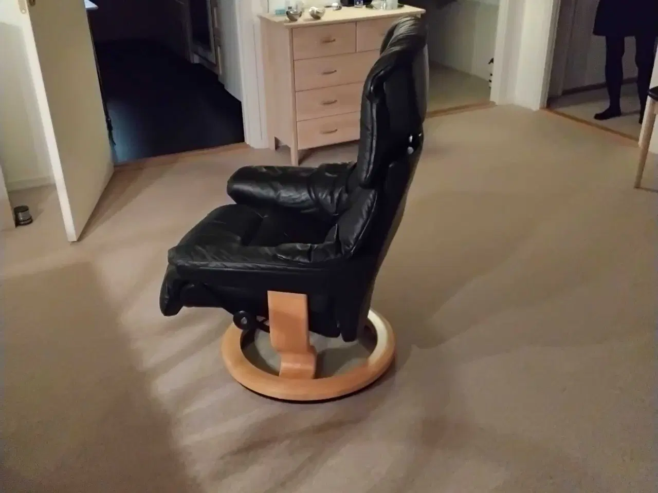 Billede 2 - Pæn læder lænestol Stressless