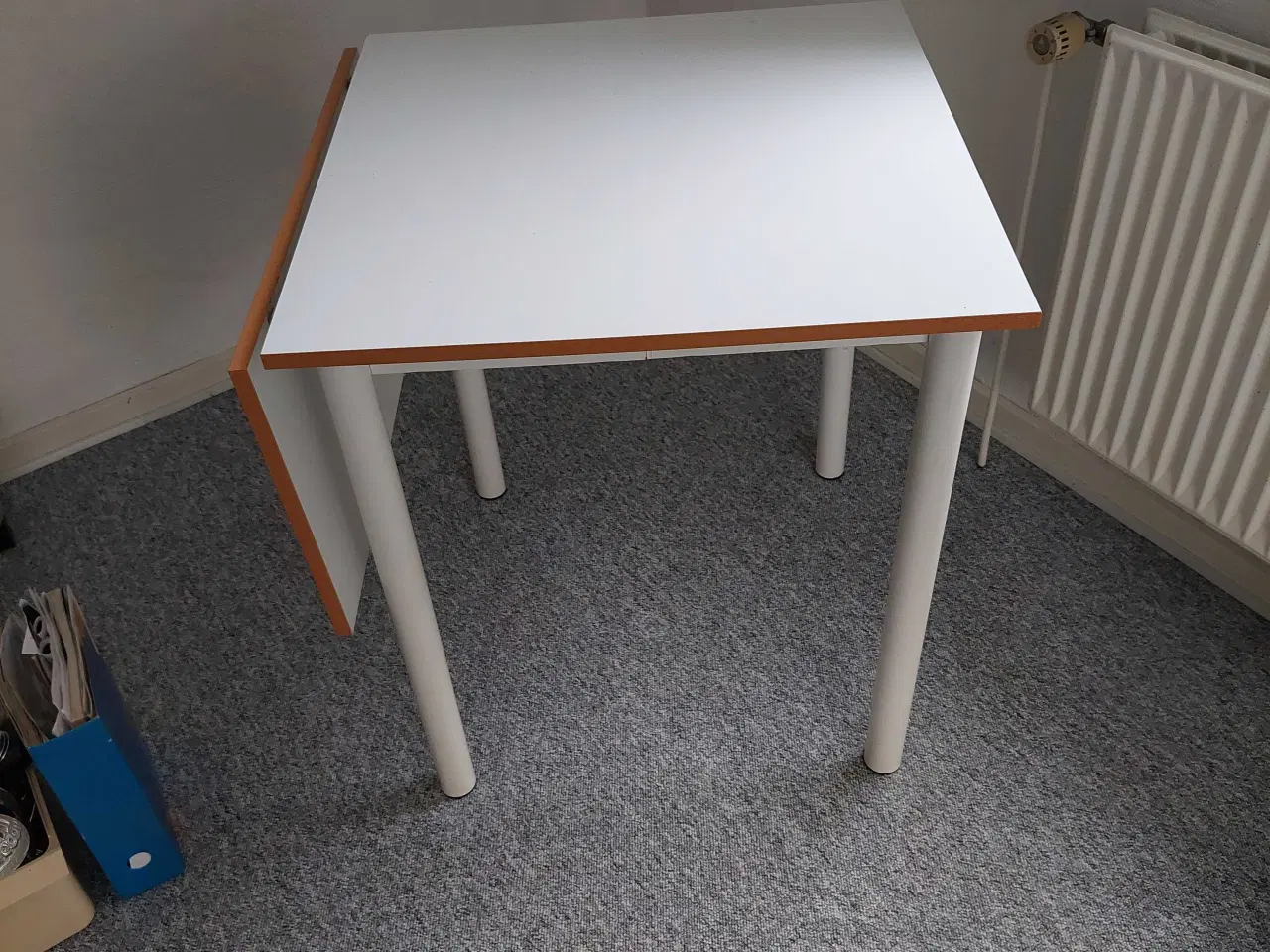 Billede 1 - Pænt spisebord