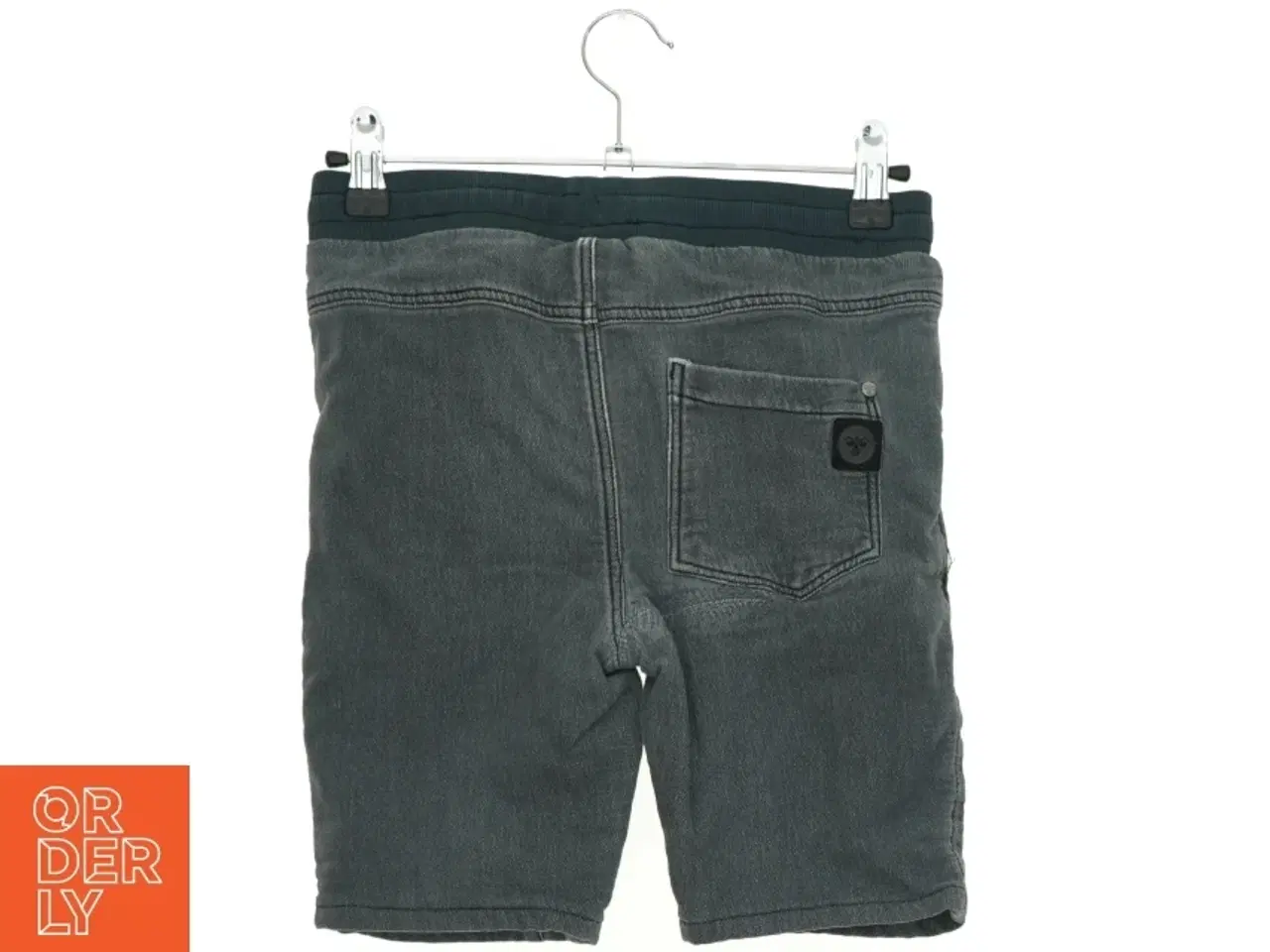 Billede 2 - Shorts fra Hummel (str. 146 cm)