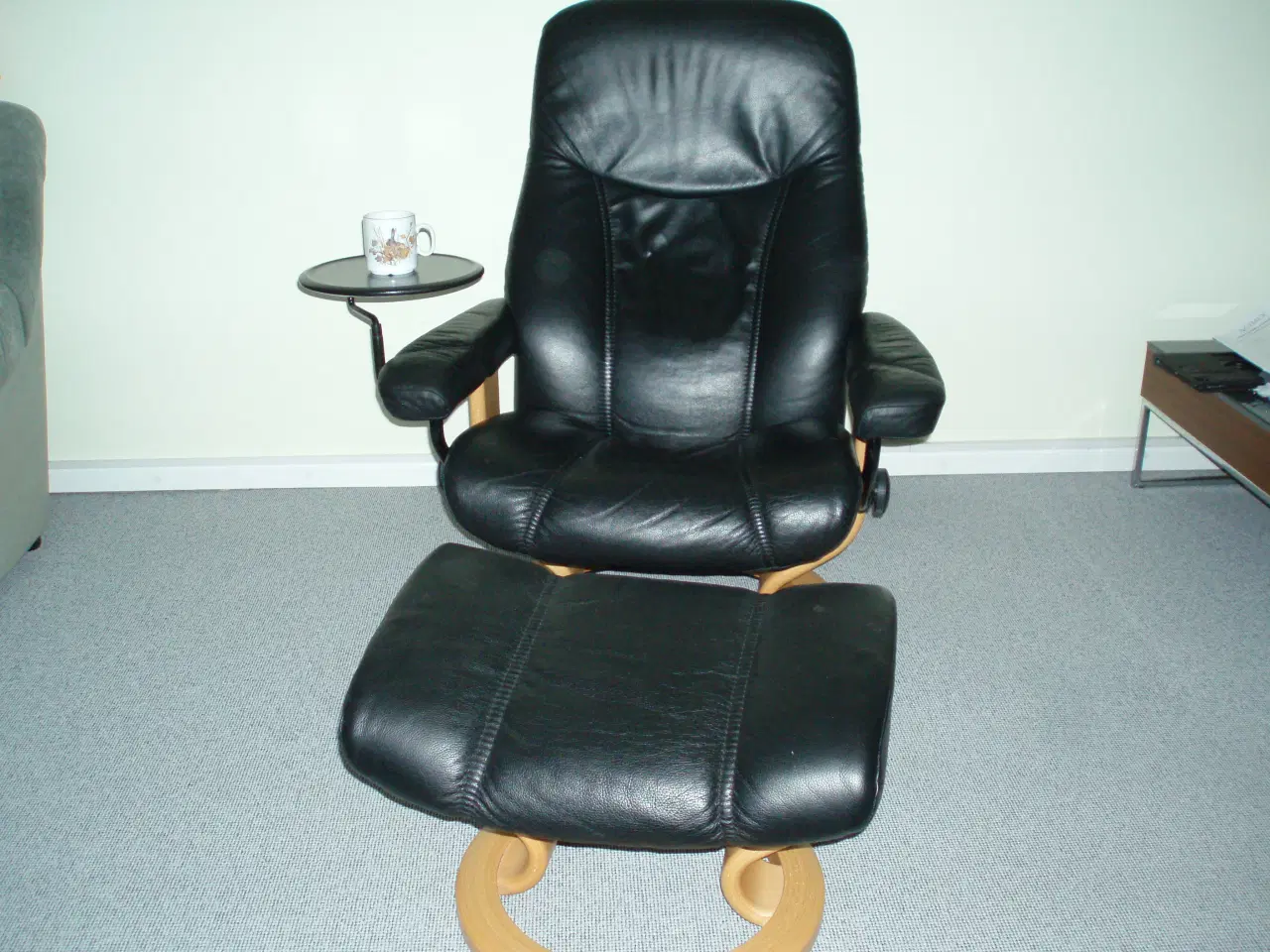 Billede 1 - Velholdt Stressless lænestol m. fodskammel