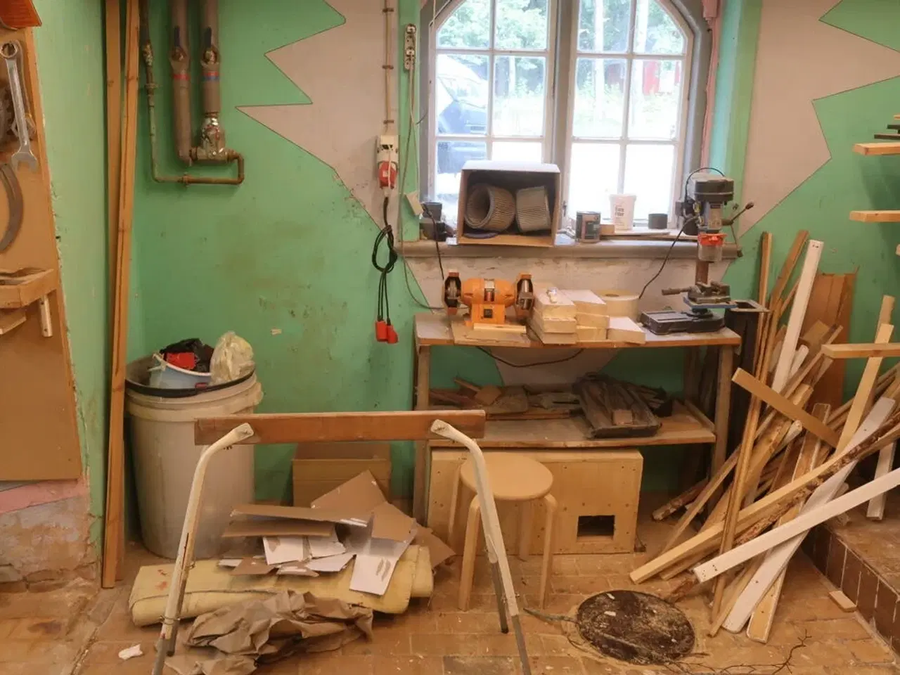 Billede 27 - Ryd hele værkstedet for løse dele