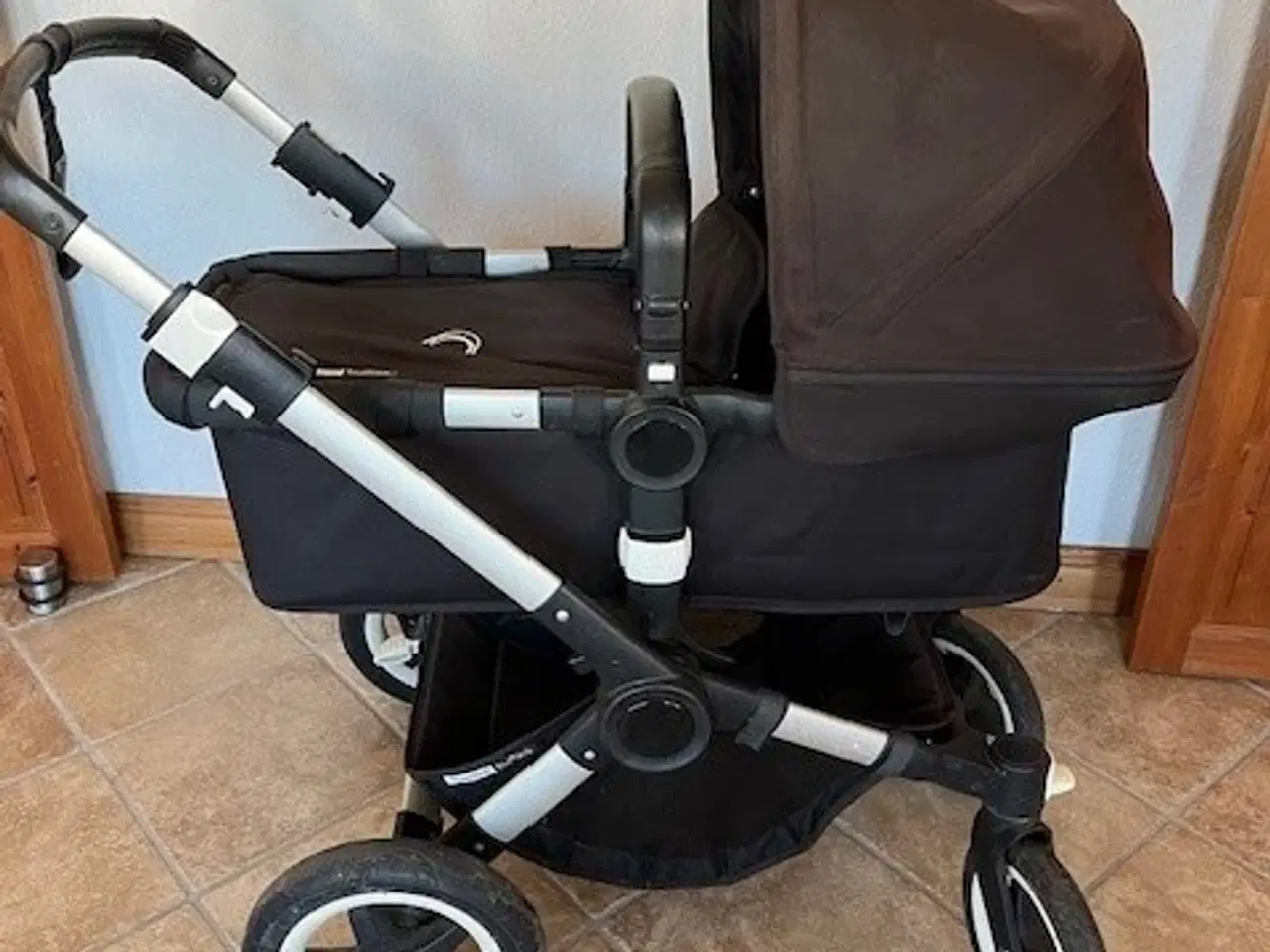 Billede 1 - Meget velholdt Barnevogn